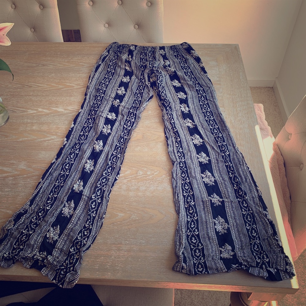 Bell bottom jersey pants